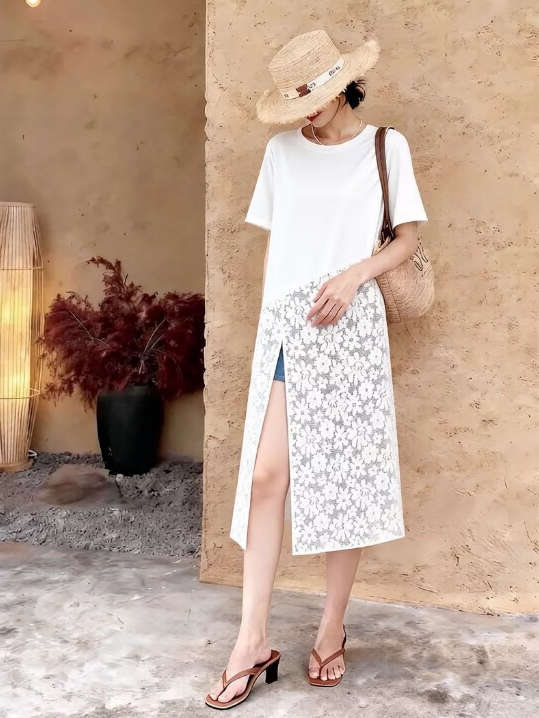 Necklaces - Elegant White Lace Hem T-Shirt Dress