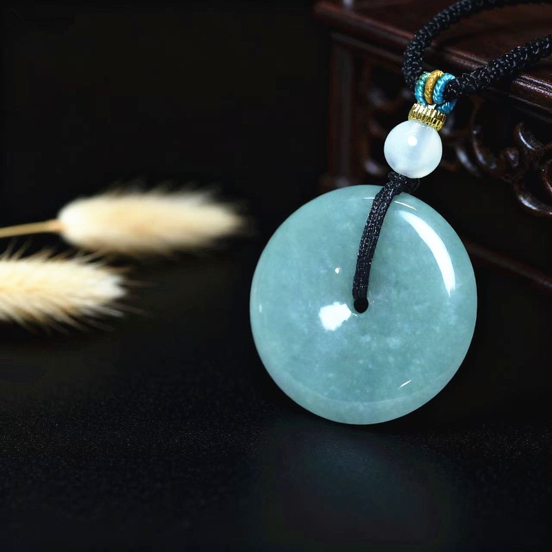 New Real Natural Jade Donut Pi - Necklaces 评论和价格