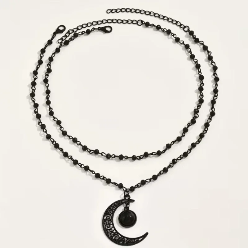 Gothic Layered Crescent Moon P - Layered Pendant Necklace Aesthetic 评论和价格