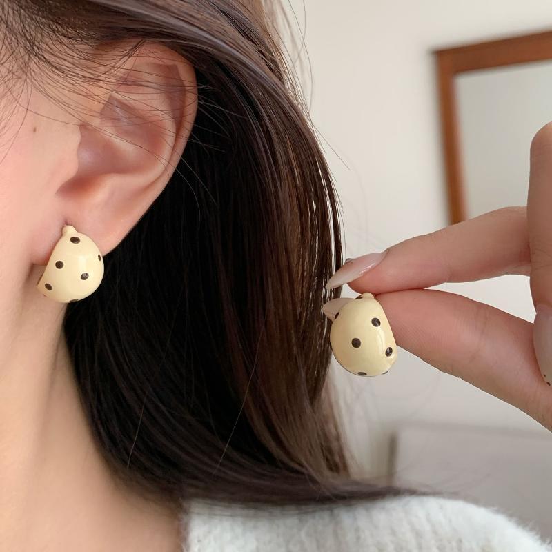 Semicircle Stud Earrings Retro - Earrings 评论和价格